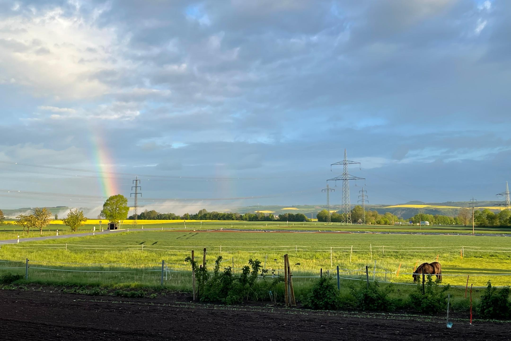 Natur und Regenbogen