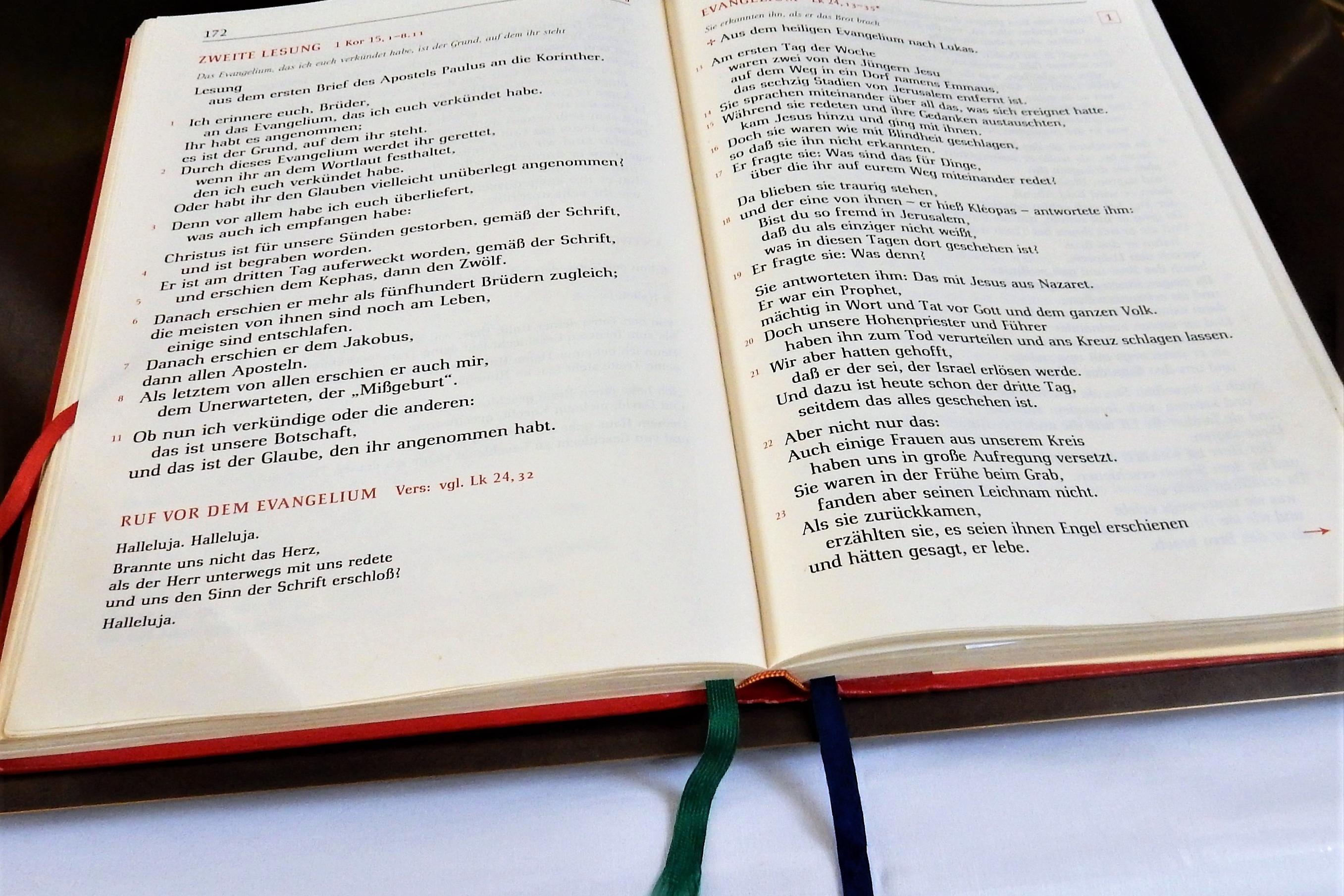 lektionar-1_by_friedbert_simon_pfarrbriefservice